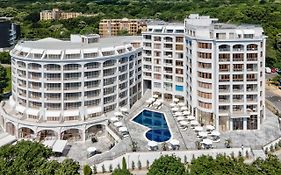 Continental Apartments